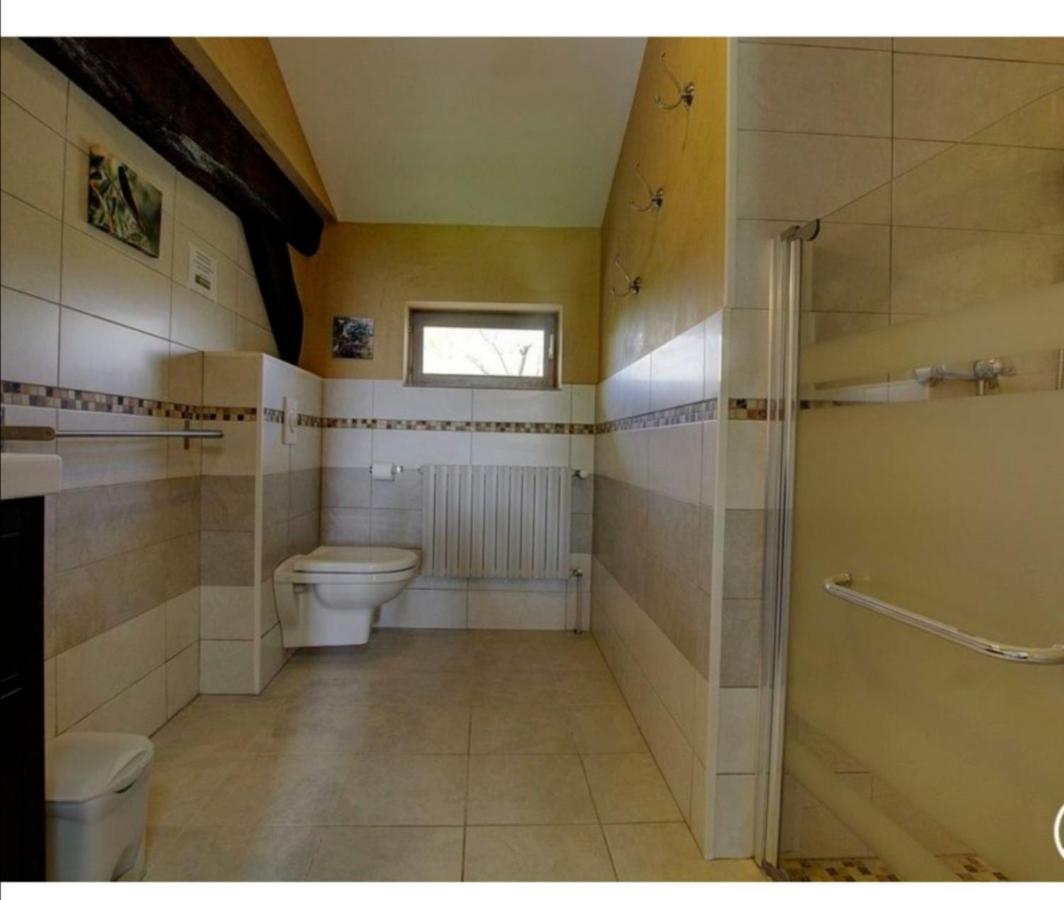Chambres D'Hotes Les Vignes Montcet Ngoại thất bức ảnh